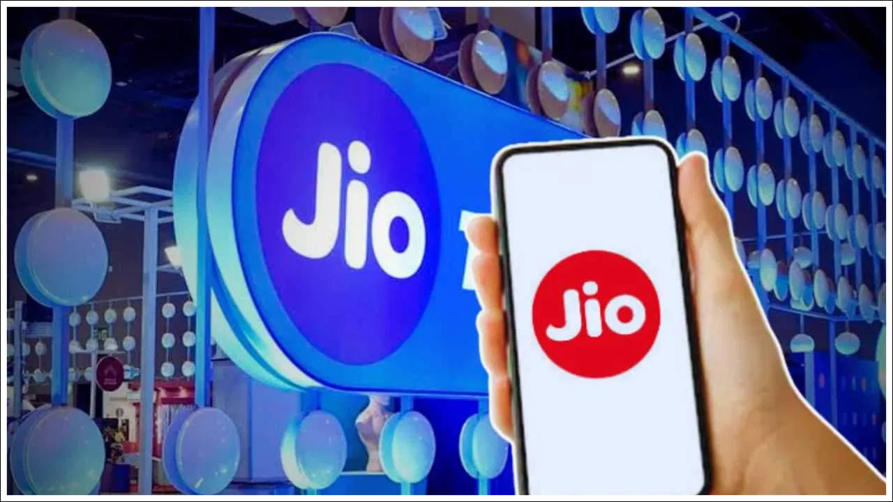 Jio Offer: కేవలం రూ.895 ప్లాన్తో 336 రోజుల వ్యాలిడిటీ.. బెనిఫిట్స్ ఇవే..!