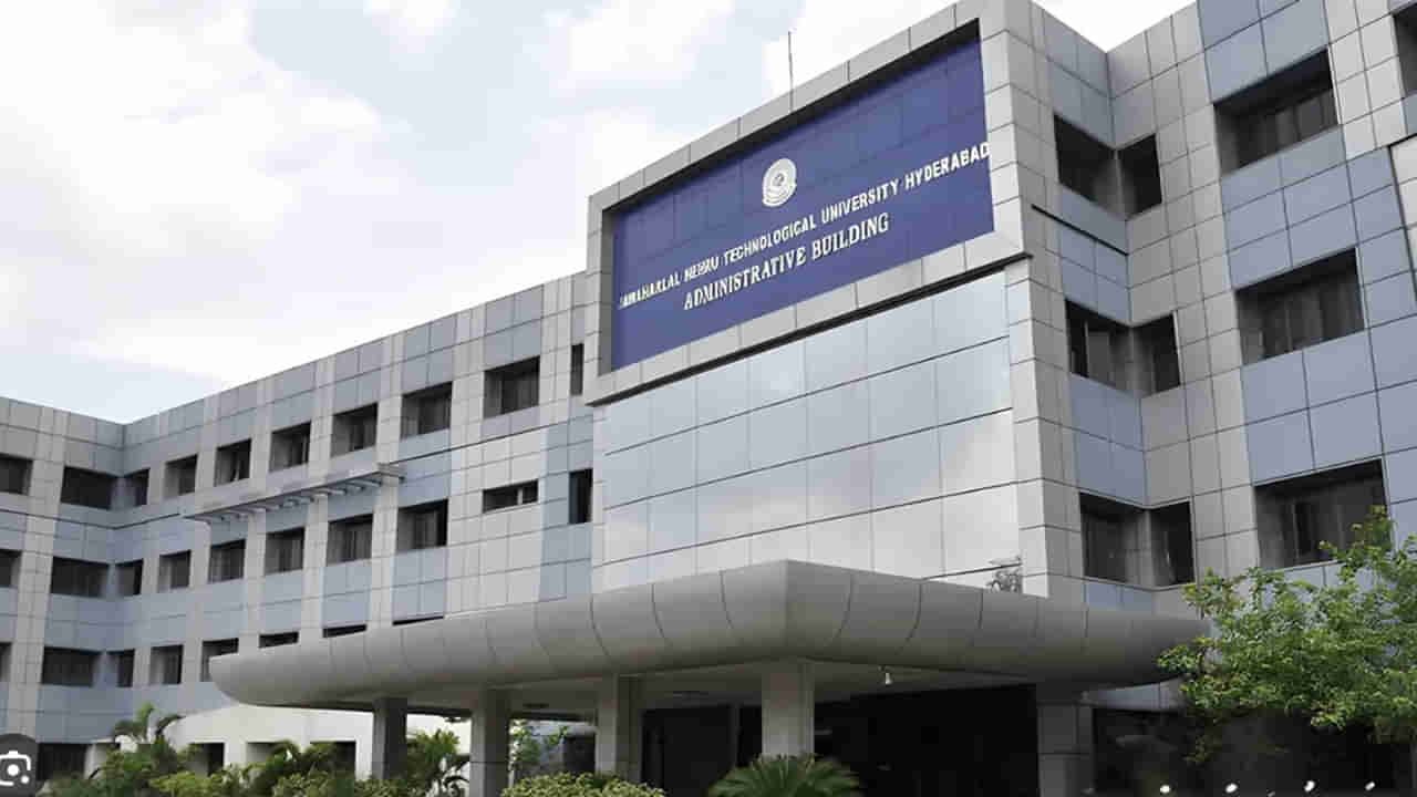 JNTU: జేఎన్టీయూ విద్యార్థులకు షాక్.. ఆ కోర్సు ఎత్తివేస్తూ సంచలన నిర్ణయం!