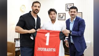 Watch Video: సోదరుడి అంత్యక్రియల్లో కన్నీరుమున్నీరైన రమేశ్‌ విశ్వాస్‌.. వీడియో