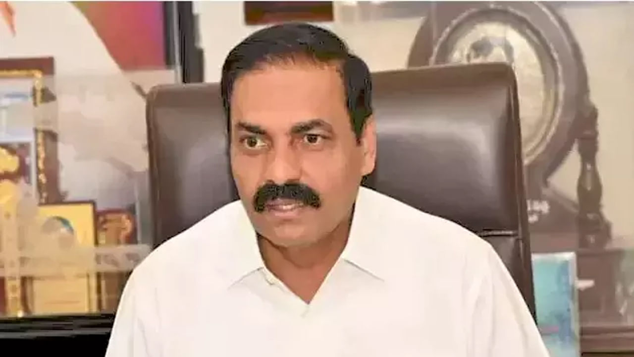 Andhra: ముగిసిన కాకాణి మూడు రోజుల కస్టడీ – మాజీ మంత్రికు ప్రశ్నల వర్షం