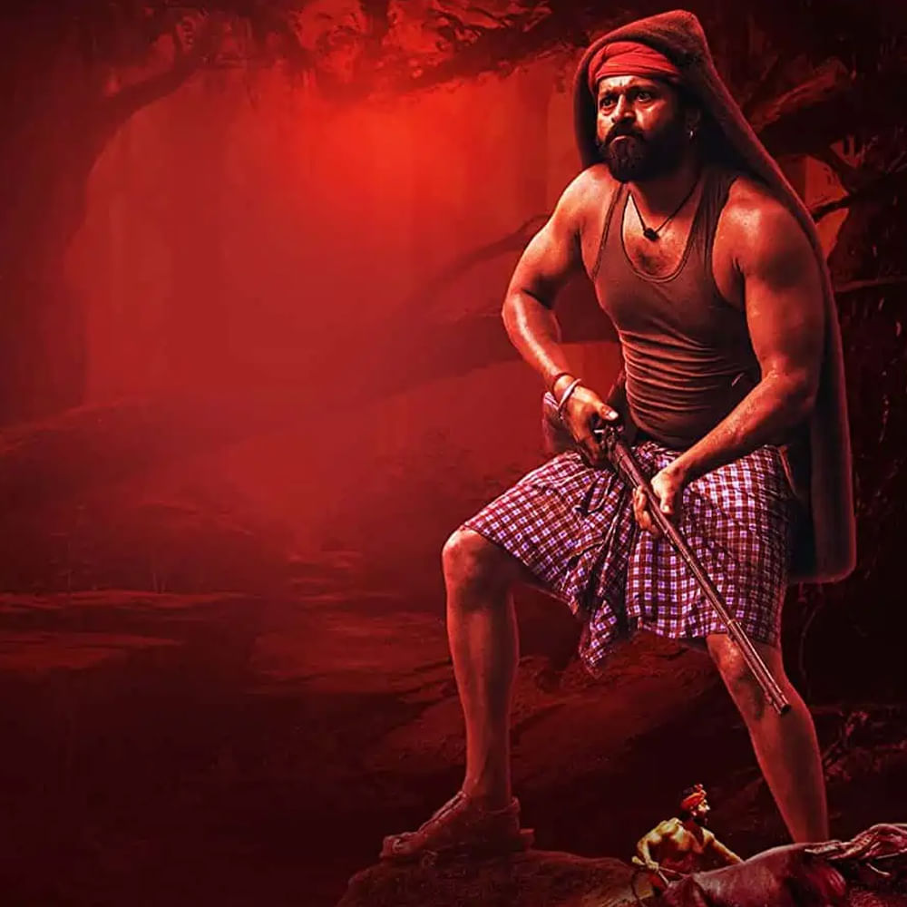 అందరూ ఊహించినట్టుగా సీక్వెల్‌ కాకుండా ప్రీక్వెల్‌ రాబోతుందని చెప్పి ట్విస్ట్ ఇచ్చింది మూవీ టీమ్‌. కాంతార పాన్ ఇండియా సక్సెస్ కావటంతో మిగతా ప్రాజెక్ట్స్‌ను పక్కన పెట్టేసి ప్రీక్వెల్ మీదే దృష్టి పెట్టారు హీరో, డైరెక్టర్‌ రిషబ్ శెట్టి. 