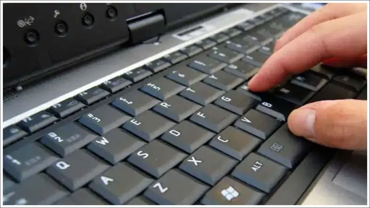 Tech Tips: మీరు కంప్యూటర్ ఎక్కువగా వాడతారా? 10 ముఖ్యమైన కీబోర్డ్ షార్ట్ కట్స్!