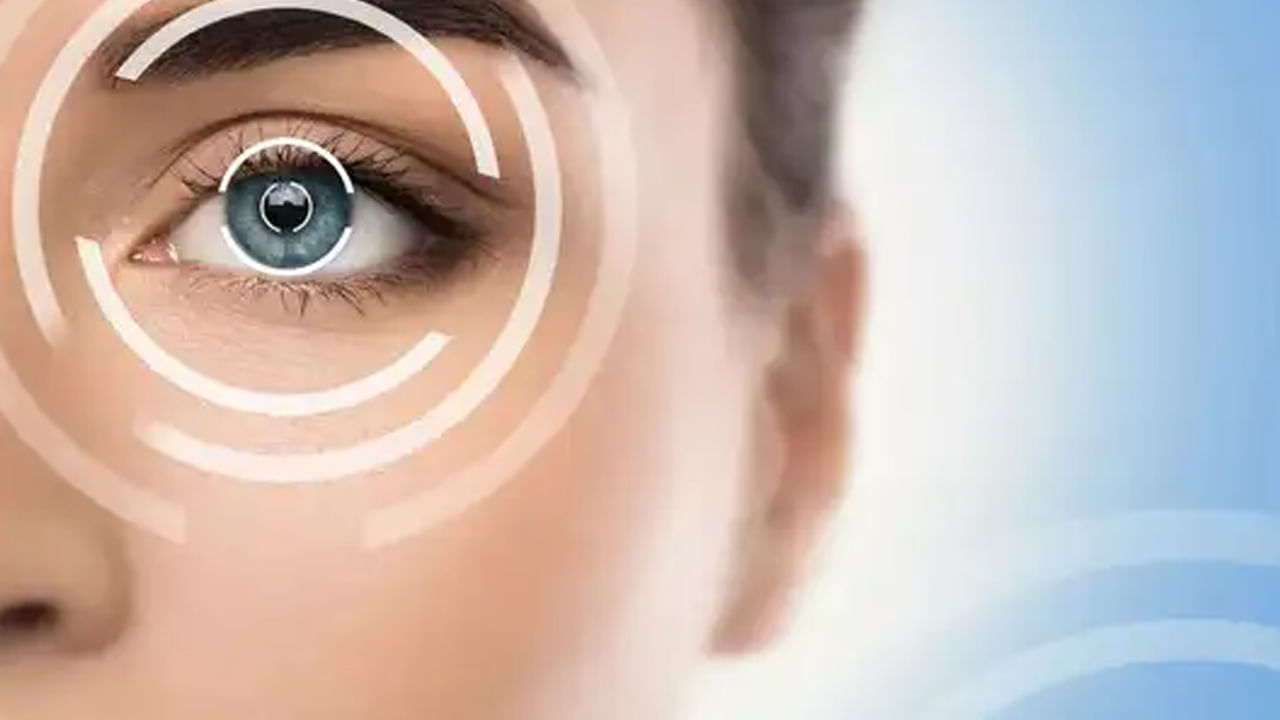 కిడ్నీ సమస్య ఉన్నవారు రంగులను చూడటంలో కొన్ని సమస్యలు తలెత్తుతాయంటున్నారు ఆరోగ్య నిపుణులు.మూత్రపిండాల సమస్యలు ఉన్న కొంతమందికి కొన్ని రంగులను, ముఖ్యంగా నీలం , పసుపు రంగులను వేరు చేయడం కష్టంగా అనిపించవచ్చు. ఇది ఆప్టిక్ నరాల దెబ్బతినడం లేదా దీర్ఘకాలిక అనారోగ్యం కారణంగా రెటీనాలో మార్పుల వల్ల వస్తుందంట.