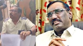 Gang War: గ్యాంగ్ వార్.. యువకుడిపై కత్తులతో విచక్షణా రహితంగా దాడి.. ఉలిక్కి పడిన కాలనీ వాసులు!
