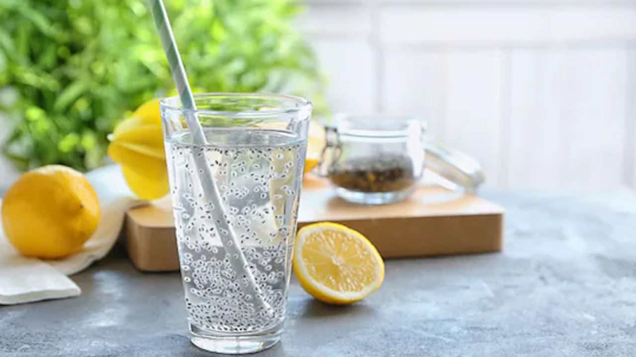 Lemon Water And Chia Seeds 