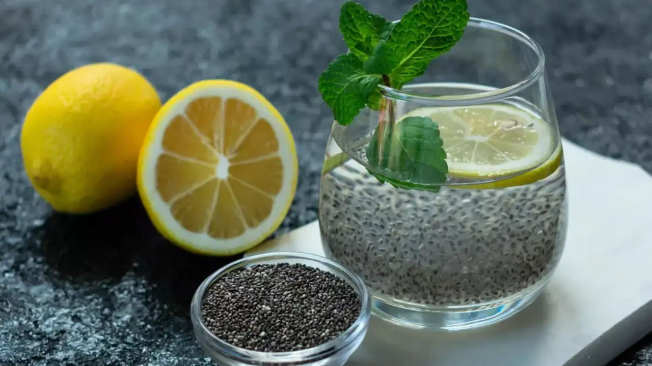 Lemon Water And Chia Seeds