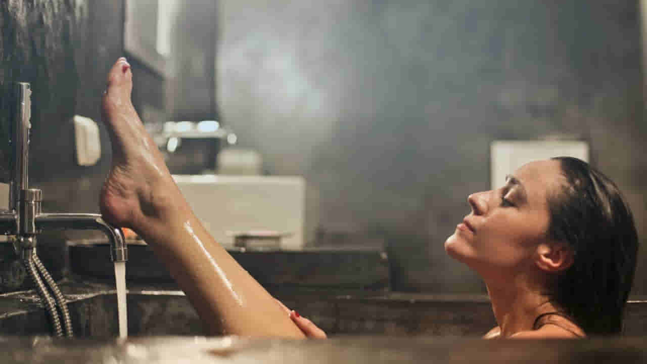 Menstrual Hygiene: ఆ సమయంలో స్నానం చేయవచ్చా? అమ్మాయిలు ఇది మీ కోసమే..