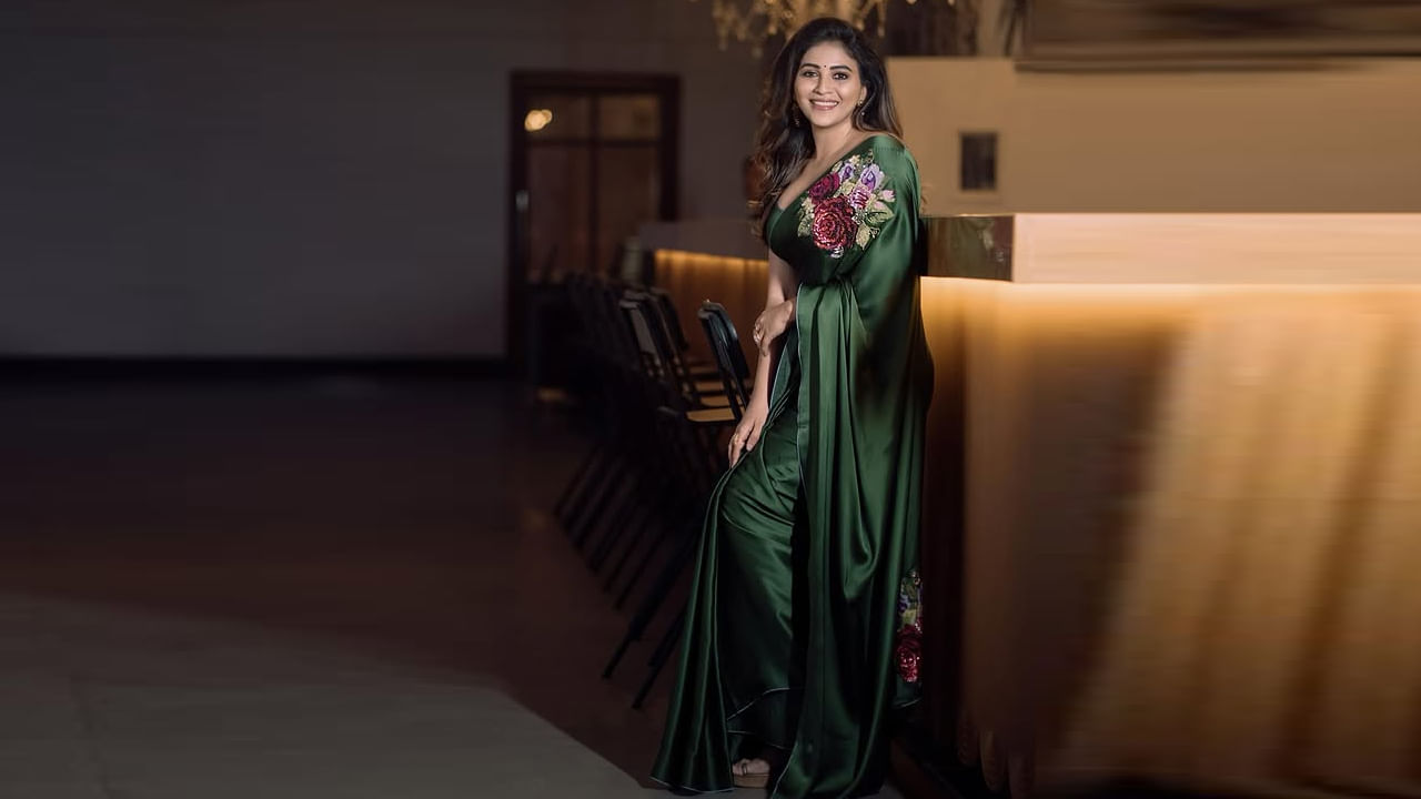 2006లో ఫోటో అనే ఓ తెలుగు రొమాంటిక్ థ్రిల్లర్ చిత్రంతో కథానాయకిగా చలనచిత్ర అరంగేట్రం చేసింది ఈ అందాల భామ. 2013 సీతమ్మ వాకిట్లో సిరిమల్లె చెట్టు చిత్రంలో వెంకటేష్ సరసన నటించి మంచి గుర్తింపు తెచ్చుకుంది. తర్వాత మరెన్నో తెలుగు సినిమాల్లో నటించింది.