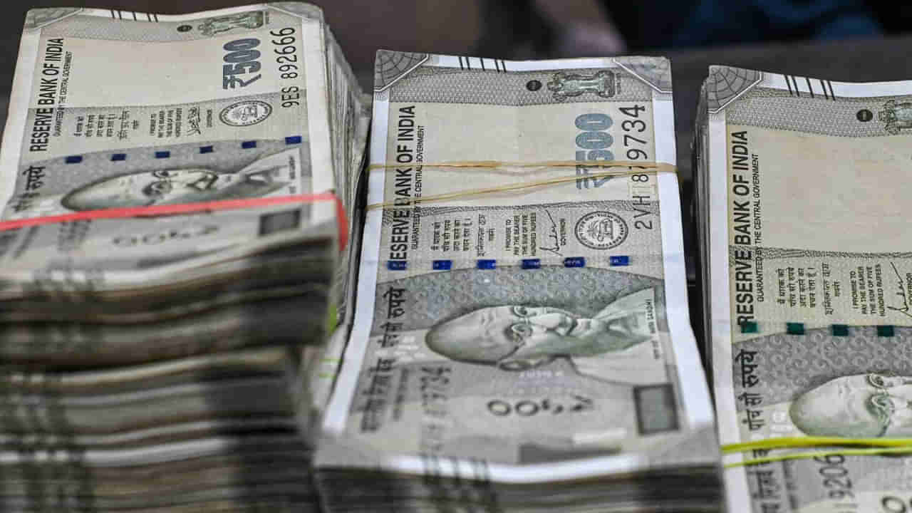 కేవలం ఒక లక్ష పెట్టుబడితో రూ.1.4 కోట్ల రాబడి! ఈ ప్లాన్తో.. కోటీశ్వరులు అయిపోవచ్చు