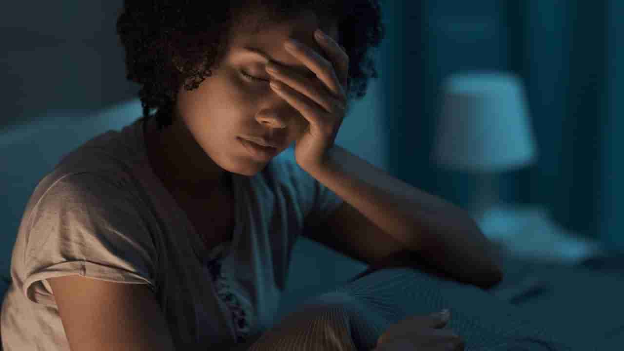 తరచూ నిద్ర నుంచి లేస్తున్నారా..? అయితే లేట్ చేయకండి.. మీ ఆరోగ్యానికి ముప్పు..!