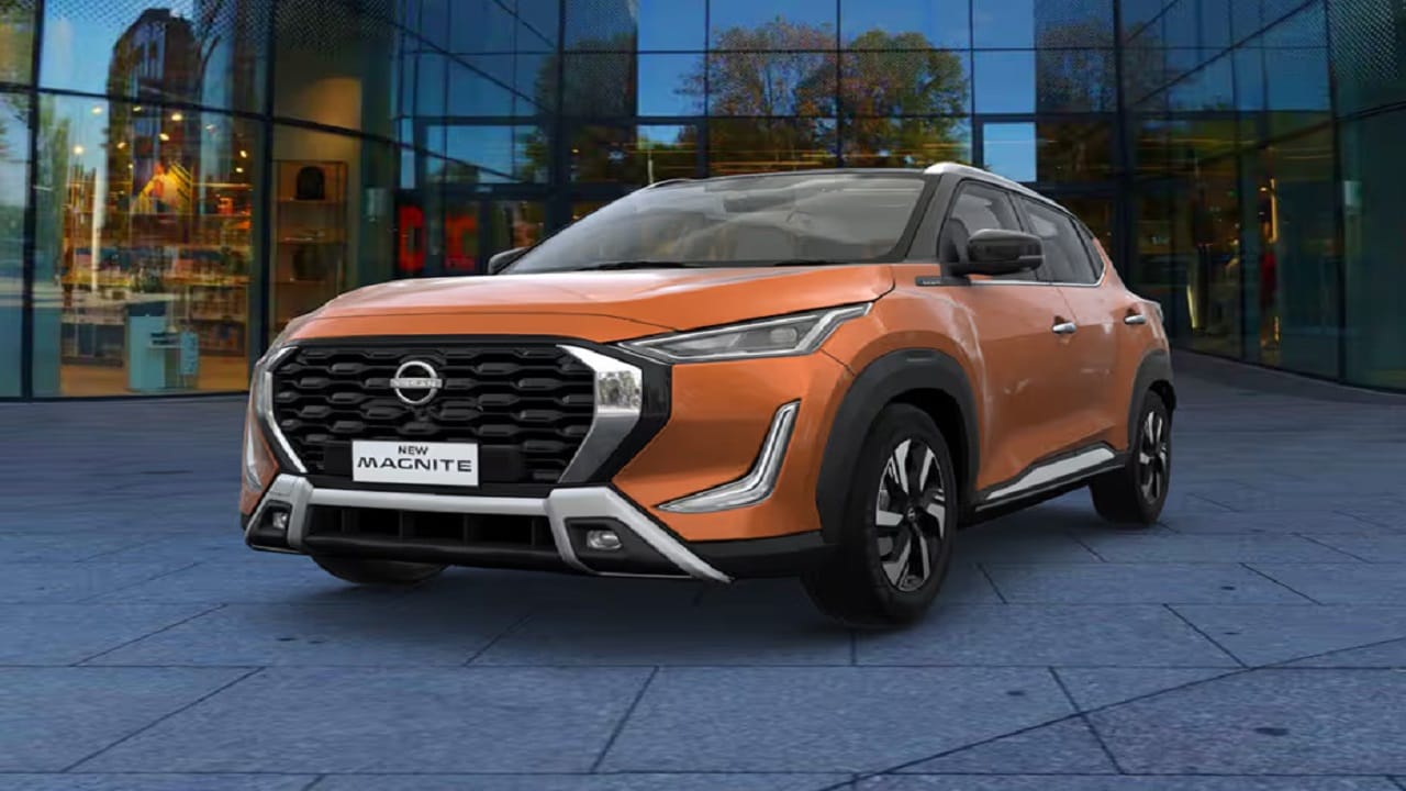 మాగ్నెట్లోని నాన్-టర్బో 1.0 లీటర్ పెట్రోల్ ఇంజన్ 72 హెచ్‌పీ, 96 ఎన్ఎం పీక్ టార్క్‌ను ఉత్పత్తి చేస్తుంది. సీఎన్‌జీ నడుస్తున్నప్పుడు ఇంజిన్‌కు సంబంధించిన పవర్ అవుట్‌పుట్‌ను నిస్సాన్ ఇంకా వెల్లడించలేదు. 
