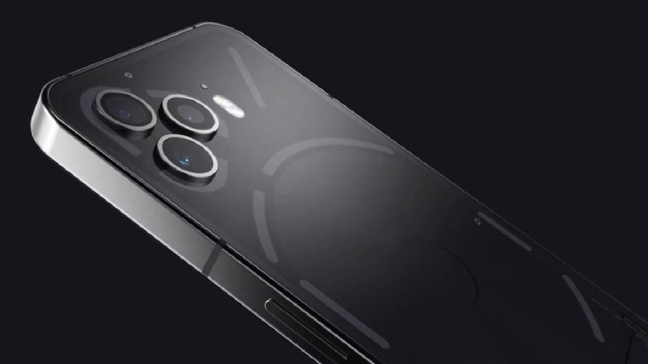 మంచి పనితీరు కలిగిన ఫోన్ కావాలనుకునే వారికి నథింగ్ ఫోన్ 3ఏ మంచి ఎంపిక. పాండా గ్లాస్ ప్రొటెక్షన్ తో కూడిన 6.7 అంగుళాల ఫెక్సిబుల్ అమోలెడ్ డిస్ ప్లే, ఆక్టా కోర్ స్నాప్ డ్రాగన్ 7ఎస్ జెన్ 3 ఎస్ వోసీ, ట్రిపుల్ కెమెరా సెటప్ ఆకట్టుకుంటున్నాయి. 50 ఎంపీ ప్రధాన సెన్సార్, 8 ఎంపీ అల్ట్రావైడ్ కెమెరా, 50 ఎంపీ టెలీ ఫొటో లైన్,  ముందు భాగంలో 32 ఎంపీ సెన్సార్ బాగున్నాయి. 50 వాట్స్ వైర్డ్ ఫాస్ట్ చార్జింగ్ సపొర్డు కలిగిన 5000 ఎంఏహెచ్ బ్యాటరీ ఏర్పాటు చేశారు. దీనిలోని 8 జీబీ ర్యామ్, 128 జీబీ స్టోరేజీ వేరియంట్ రూ.24,999, అలాగే 8 జీబీ ర్యామ్, 256 జీబీ స్టోరేజీ వేరియంట్ రూ.26,999కి అందుబాటులో ఉన్నాయి.