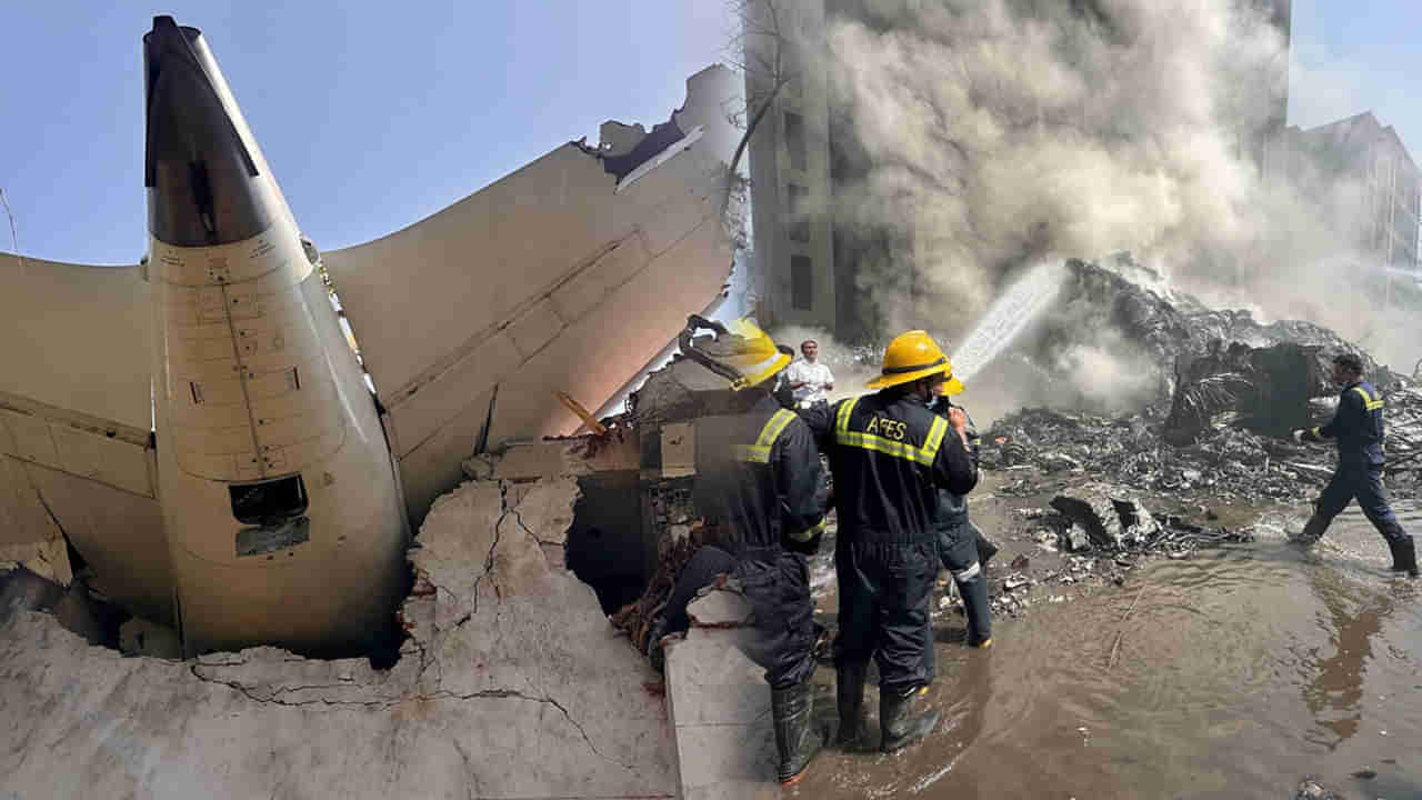 గణపతిబప్ప మొరియా.! విమాన ప్రమాదం నుంచి మహిళను కాపాడిన గణేషుడు.. ఎలాగంటే.?