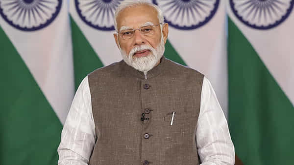 పాక్ సైన్యం కాల్పుల్లో దెబ్బతిన్న ఇళ్లకు పరిహారం ప్రకటించిన కేంద్ర హోంశాఖ..ఎంతంటే..