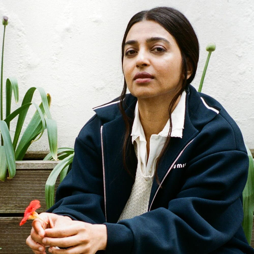 లేకుంటే ఫేడవుడ్‌ అవుతామని చెప్పారు విద్యా. రీసెంట్‌గా దీపిక రెయిజ్‌ చేసిన వర్కింగ్‌ హవర్స్ ఇష్యూ గురించే ఇంత హాట్‌ డిస్కషన్‌ జరుగుతోందంటున్నారు క్రిటిక్స్.