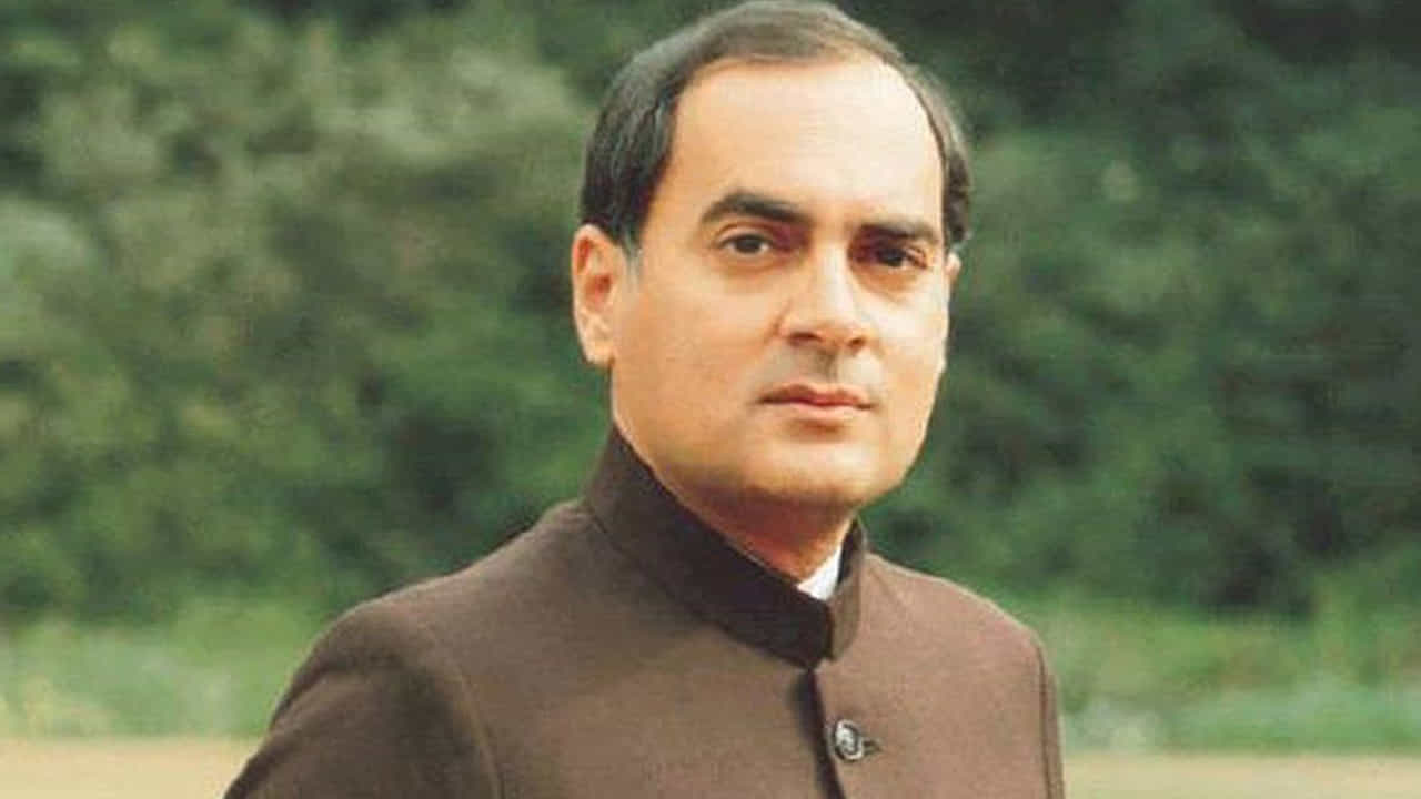 తర్వాత ఇందిరా గాంధీ కుమారుడు, దేశనికి 6వ ప్రధానమంత్రి రాజీవ్ గాంధీ కూడా ఈ ప్రాంతానికి చెందిన వారే కావడం విశేషం. ఆయన 1984 నుండి 1989 వరకు ప్రధానమంత్రిగా పనిచేశారు. 1984లో ఆయన తల్లి ప్రధానమంత్రి ఇందిరా గాంధీ హత్య తర్వాత ఆయన పదవీ బాధ్యతలు చేపట్టారు.