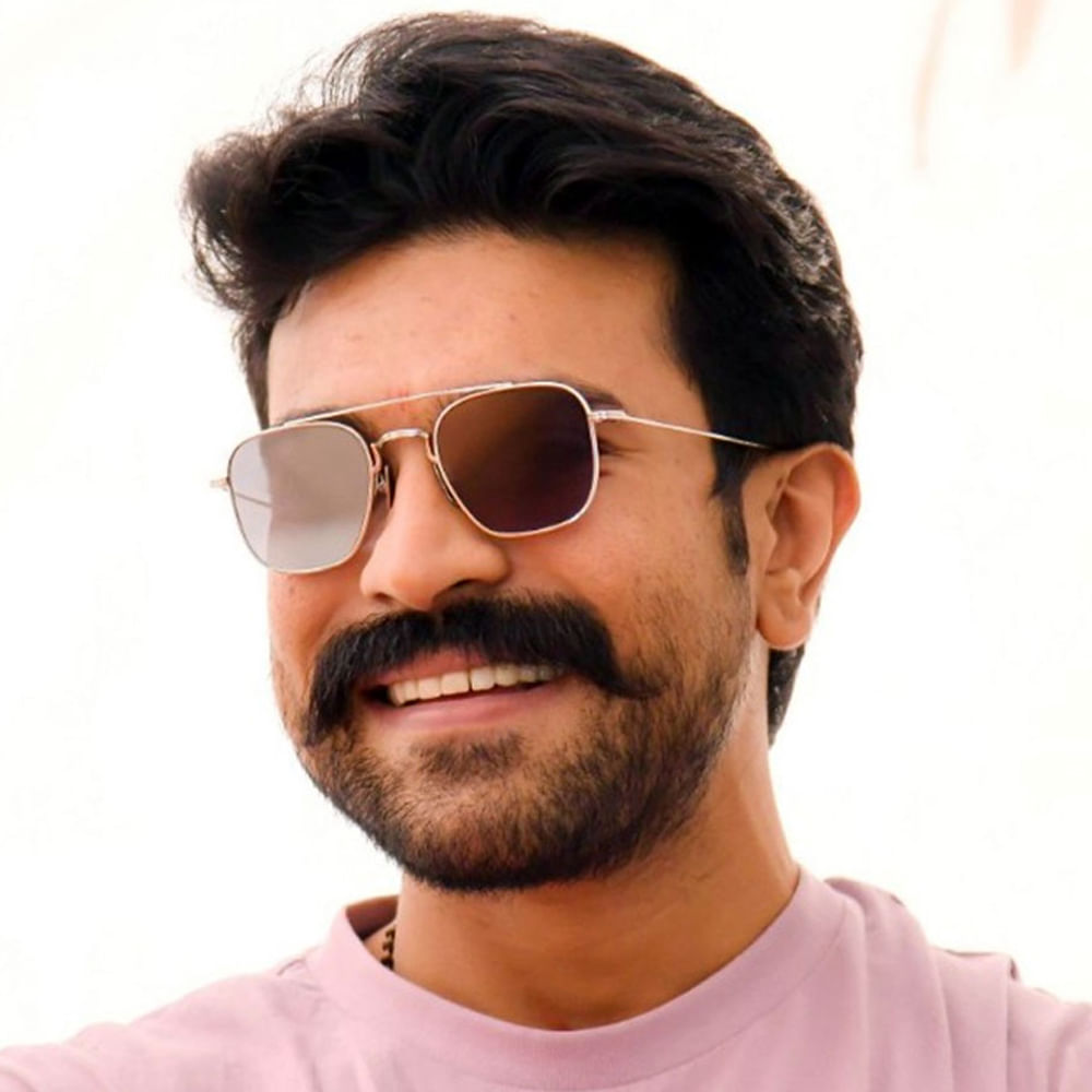కిల్ ఫేమ్ నిఖిల్ నగేష్ భట్తో చరణ్ సినిమా ఉందంటూ గతంలోనే వార్తలొచ్చాయి. అయితే అదేం లేదంటూ అప్పట్లో కొట్టి పారేసారీయన. కానీ ఇప్పుడీ ప్రాజెక్ట్ ఫైనల్ అయ్యేలా కనిపిస్తుంది.