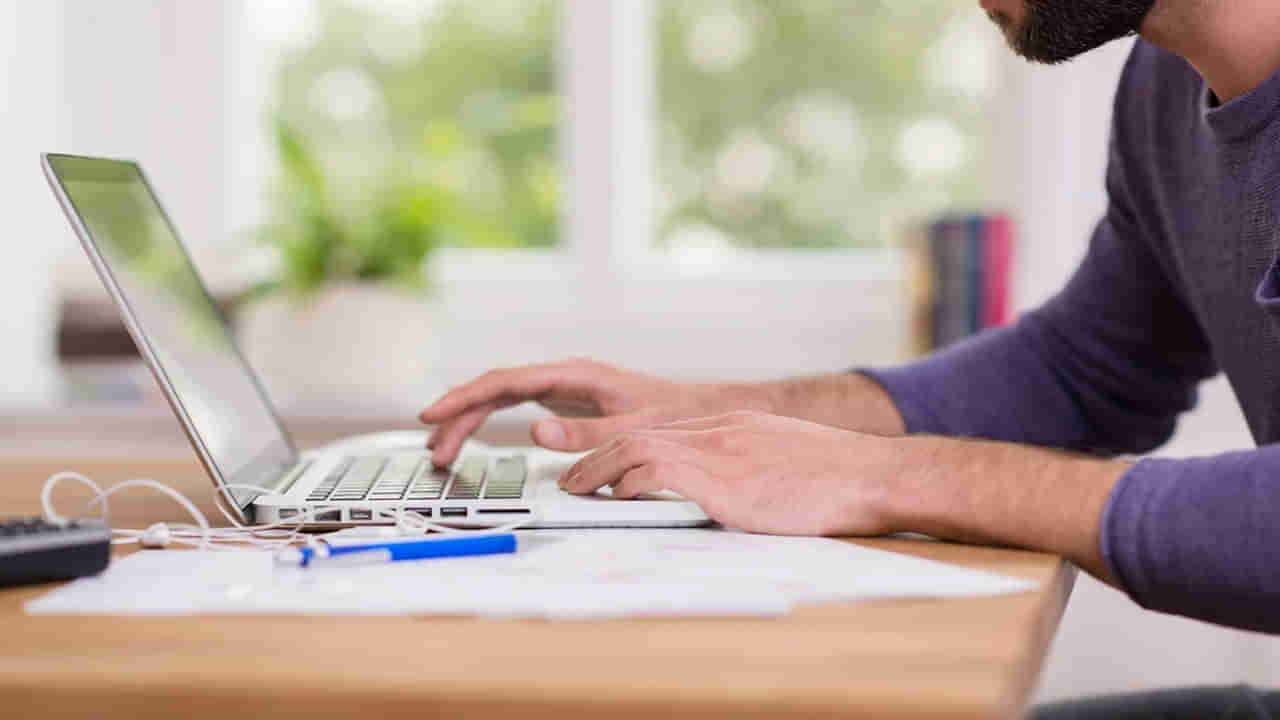 జాబ్‌ పోయినా ఉన్నట్టే నటించాడు.. అబద్ధంతో అంతకు మించిన జాబ్‌ కొట్టాడు.. ఇంతకు అతనెవరో తెలుసా?