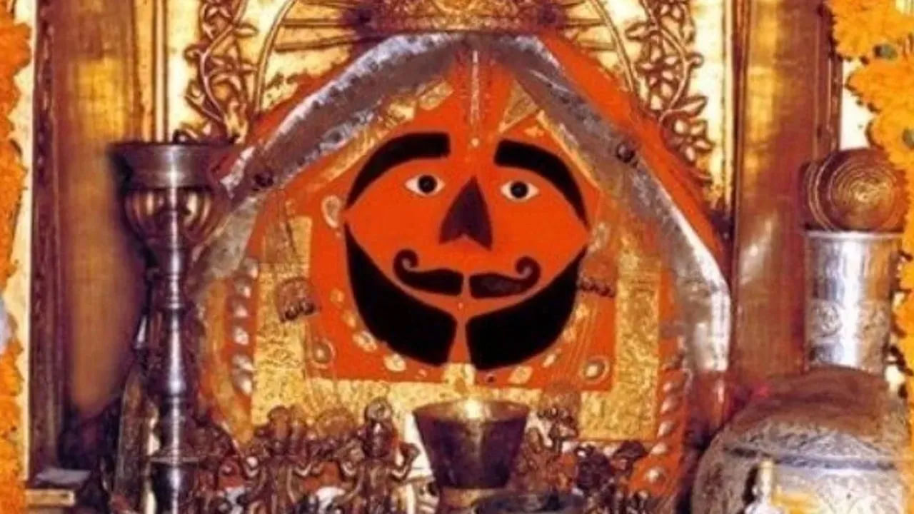 రాజస్థాన్‌లోని చురు జిల్లాలోని సాలాసర్ పట్టణంలో గడ్డం, మీసాలతో ఉన్న బజరంగబలి ఆలయం ఉంది. హనుమంతుడు విగ్రహం గడ్డం, మీసాలతో ఉన్న భారతదేశంలోని ఏకైక ఆలయం ఇదేనని నమ్ముతారు. ఇది చాలా ప్రత్యేకమైనది. సలాసర్ బాలాజీ ఆలయంలోని హనుమంతుని విగ్రహం గడ్డం, మీసాలతో ఉంటుంది. దీనిని సలాసర్ బాలాజీ అని కూడా పిలుస్తారు. బజరంగబలి ఈ ప్రత్యేక రూపంలో భక్తులతో పూజలను అందుకుంటున్న ఏకైక ఆలయం ఇదే.