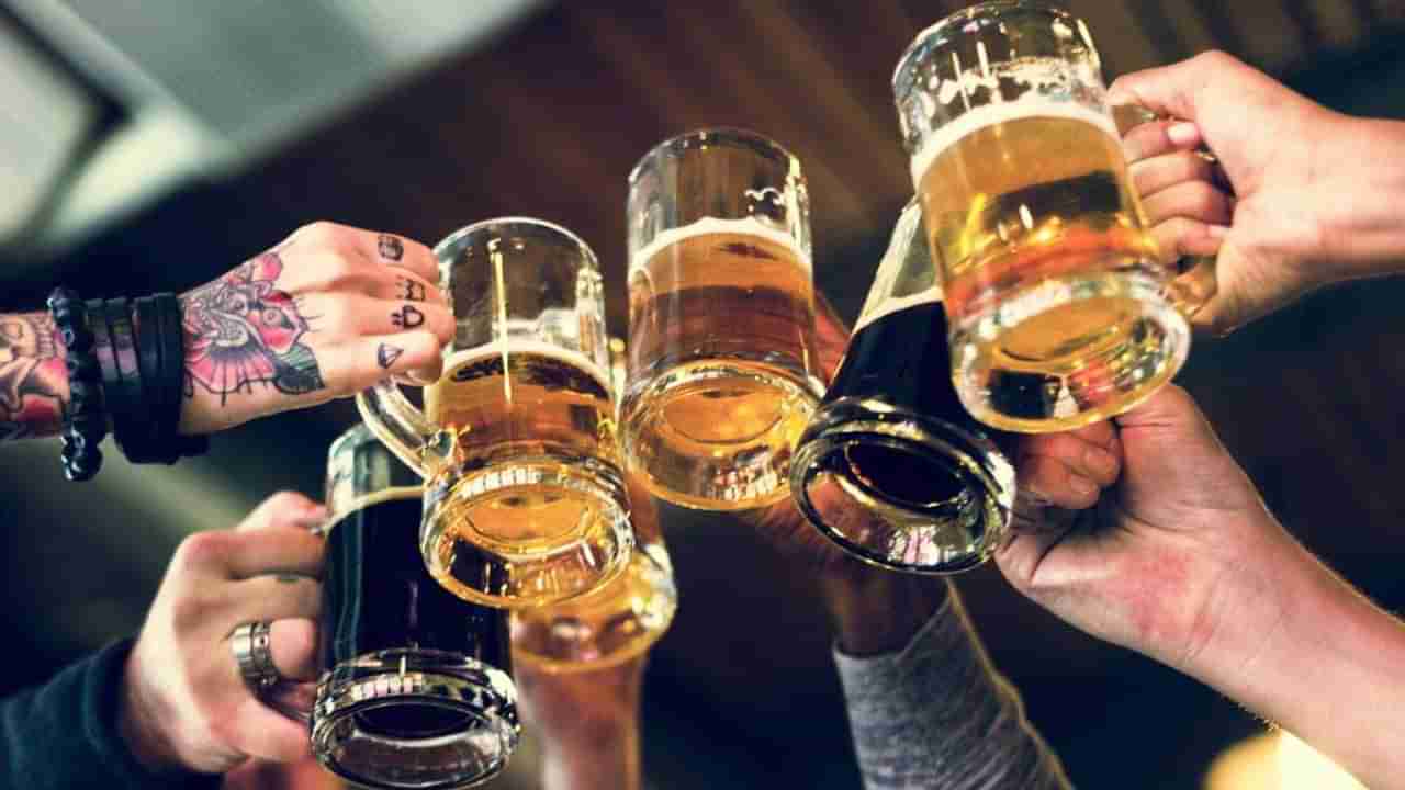 చీర్స్ అని ఎందుకు అంటారు..? దీని వెనుక ఉన్న పెద్ద కథ ఏంటి..? ఆసక్తికరమైన విషయాలు మీకోసం..!