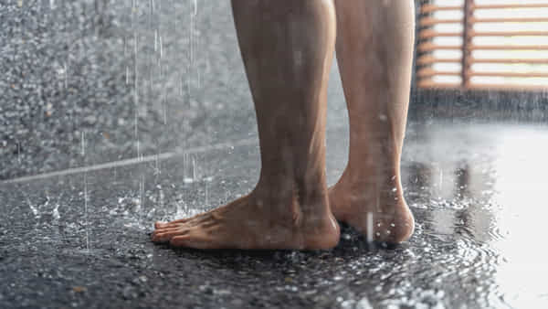 Shower Peeing: షవర్ యూరినేషన్ అంటే ఏంటి.. ఈ అలవాటు మీకుంటే ఈ డేంజర్ తప్పదు..