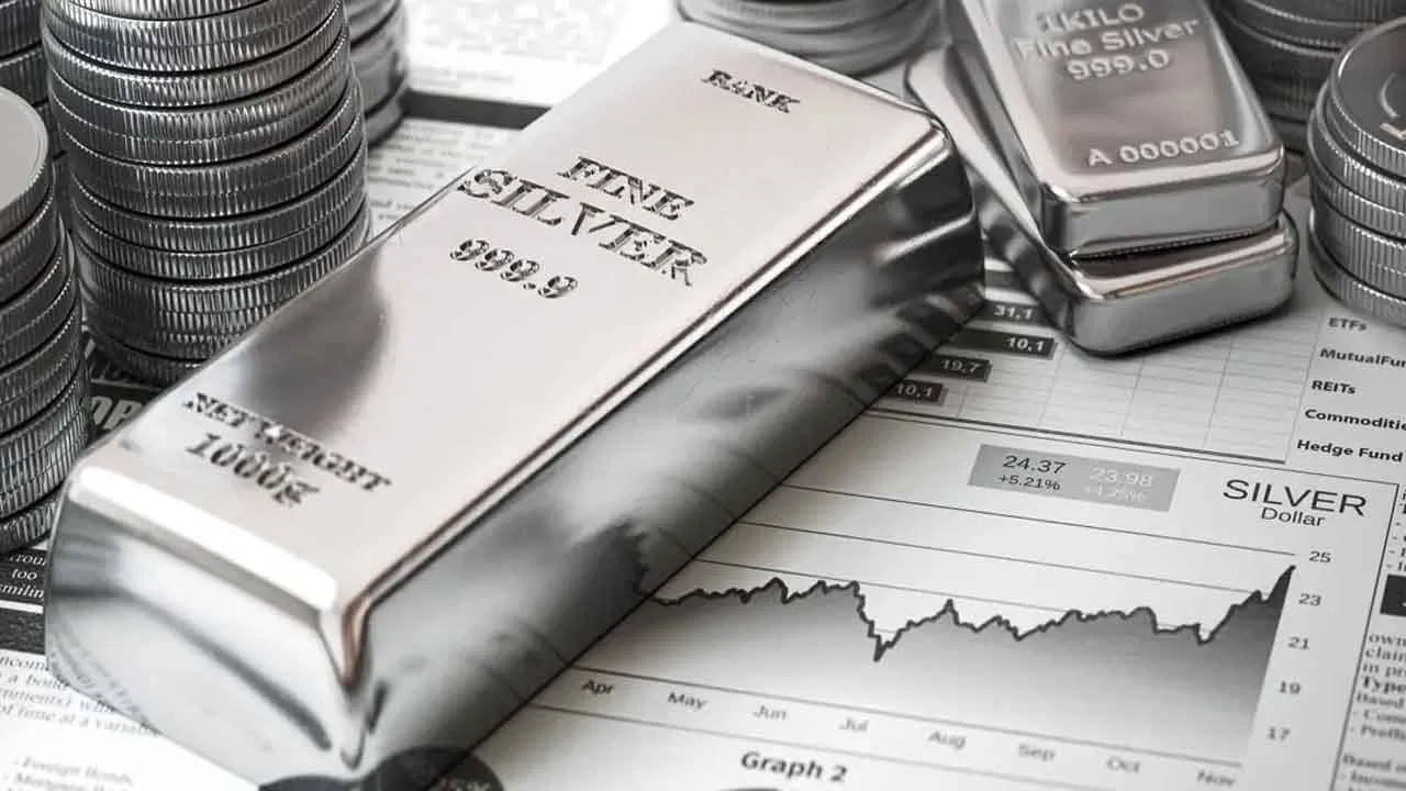 లక్ష దాటిన వెండి ధర..! బంగారంతో పోటీ పడే రోజులు దగ్గరల్లోనే..