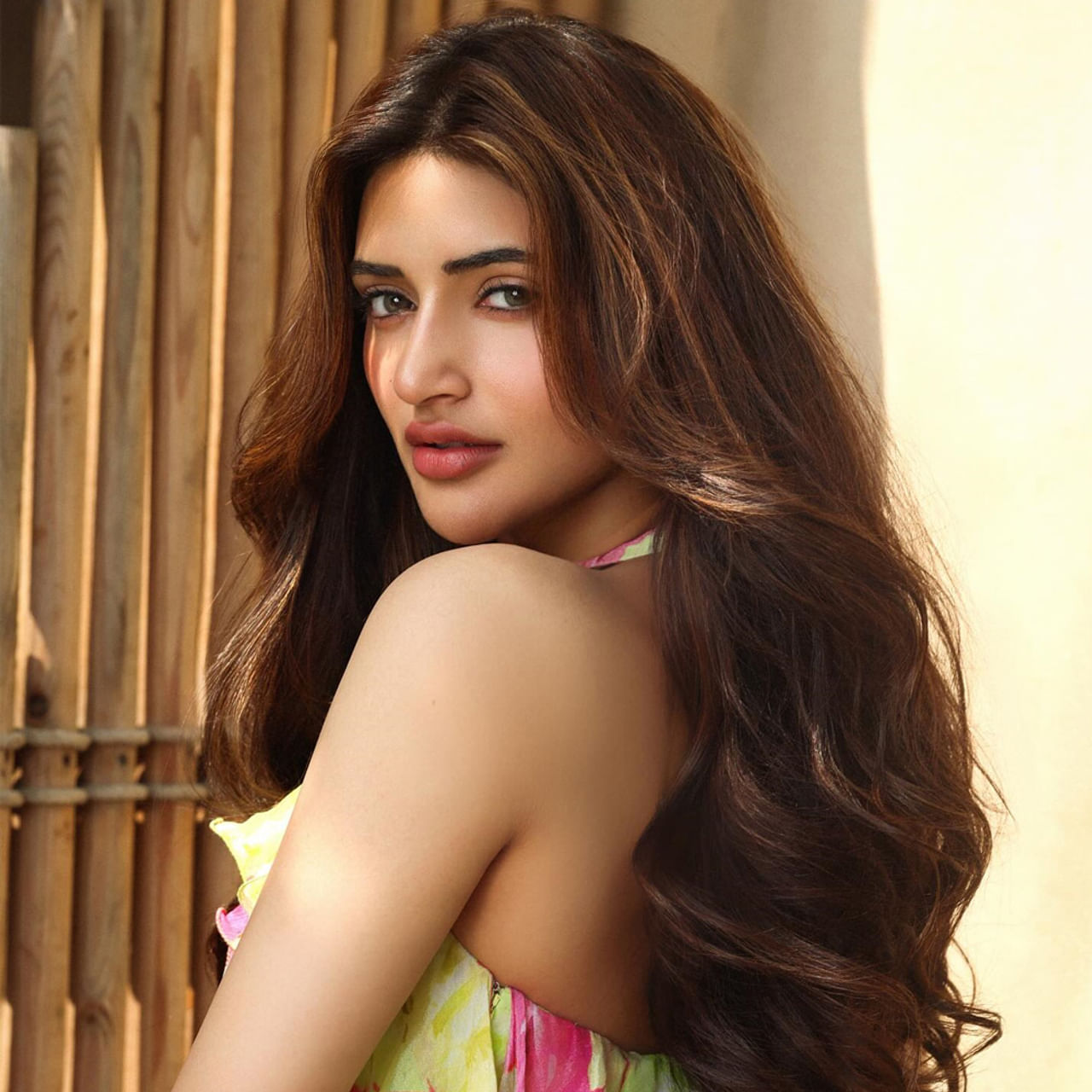 సినిమాలు చేసినా చేయకపోయినా శ్రీలీల ఇమేజ్ మాత్రం అస్సలు తగ్గట్లేదు. ఇంకా చెప్పాలంటే రోజురోజుకీ ఈమె క్రేజ్ పెరుగుతుంది. ఇన్నాళ్ళూ తెలుగులో మాత్రమే మ్యాజిక్ చేసిన ఈ కిసిక్ బ్యూటీ.. పుష్ప 2 తర్వాత తన రేంజ్ బాలీవుడ్ అంటుంది. 