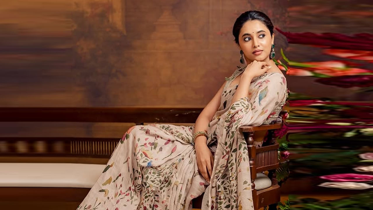 Stunning Priyanka Mohan