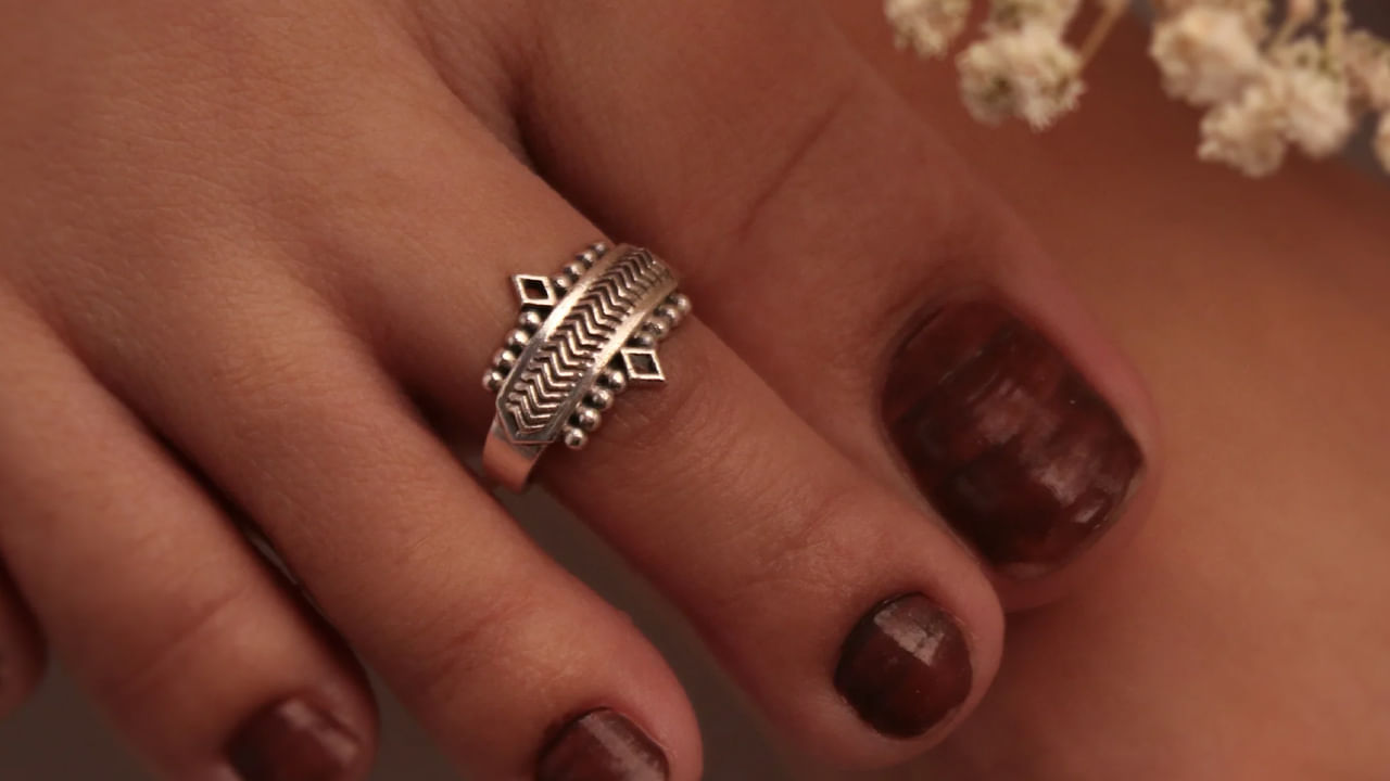 Toe Ring