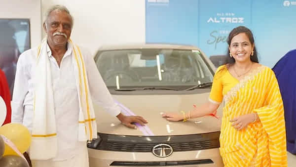 Anchor Lasya: నాన్నకు ప్రేమతో.. తండ్రికి లగ్జరీ కారును కొనిచ్చిన యాంకర్ లాస్య.. ధర ఎంతో తెలుసా?