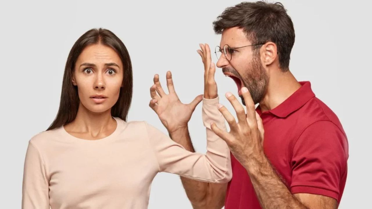 Toxic Relationships: నెగిటివ్ రిలేషన్‌ షిప్స్‌ కి కారణం ఏంటో మీకు తెలుసా..?
