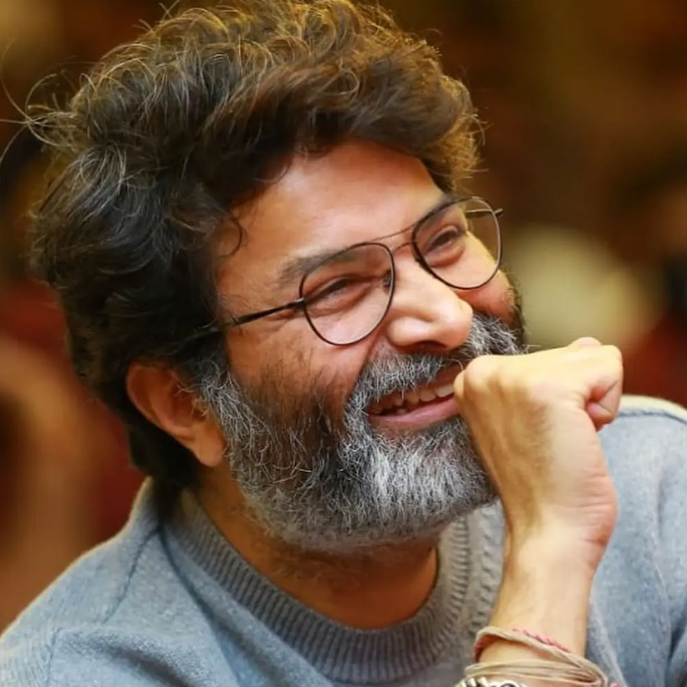 పుష్ప 2 విడుదలకు ముందే అల్లు అర్జున్ సినిమా ప్రకటించారు త్రివిక్రమ్. మైథాలజీ నేపథ్యంలో ఈ సినిమా రానుందన్నారు నిర్మాత నాగవంశీ. కానీ అట్లీ సినిమా వైపు అల్లు అర్జున్ వెళ్లడంతో ఈ ప్రాజెక్ట్పై అనుమానాలు మొదలయ్యాయి. ఇప్పుడవే నిజమయ్యాయి.. ఇదే సినిమాను ఎన్టీఆర్తో త్రివిక్రమ్ చేయబోతున్నట్లు తెలుస్తుంది. నాగవంశీ కూడా కార్తికేయ స్వామిపై ఓ ట్వీట్ చేసారిప్పుడు.