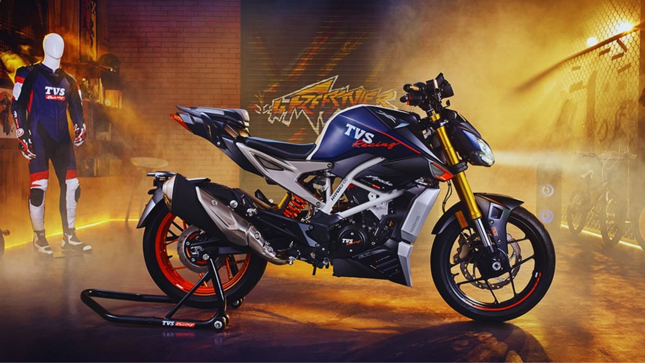 టీవీఎస్ అపాచీ ఆర్టిఆర్ 310 బైక్ రూ.2.49 లక్షల ధరతో కొనుగోలుకు అందుబాటులో ఉంది. స్మార్ట్ ఎక్స్ కనెక్ట్‌తో బ్లూటూత్-ఎనేబుల్డ్ 5 అంగుళాల ఫుల్ కలర్ టీఎఫ్‌టీ రేస్ కంప్యూటర్ స్క్రీన్‌తో ఆకట్టుకుంటుంది. టీవీఎస్ కనెక్ట్ యాప్ ద్వారా మీ ఫోన్‌కు ఈ స్క్రీన్ లింక్ అవతుంది. ఇంటిగ్రేటెడ్ జీపీఎస్ ద్వారా కచ్చితమైన టర్న్-బై-టర్న్ నావిగేషన్‌ను అందిస్తుంది. ఈ బైక్ 312.2 సీసీ సింగిల్ సిలిండర్, లిక్విడ్-కూల్డ్ ఇంజిన్‌తో ఆకర్షిస్తుంది. 
