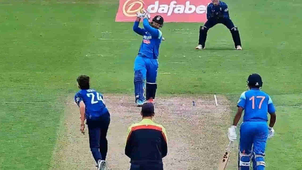 Vaibhav Suryavanshi: రూట్ మార్చిన వైభవ్.. 6 ఫోర్లు, 9 సిక్సర్లతో బౌలర్ల భరతం.. 15 బంతుల్లోనే పెను విధ్వంసం