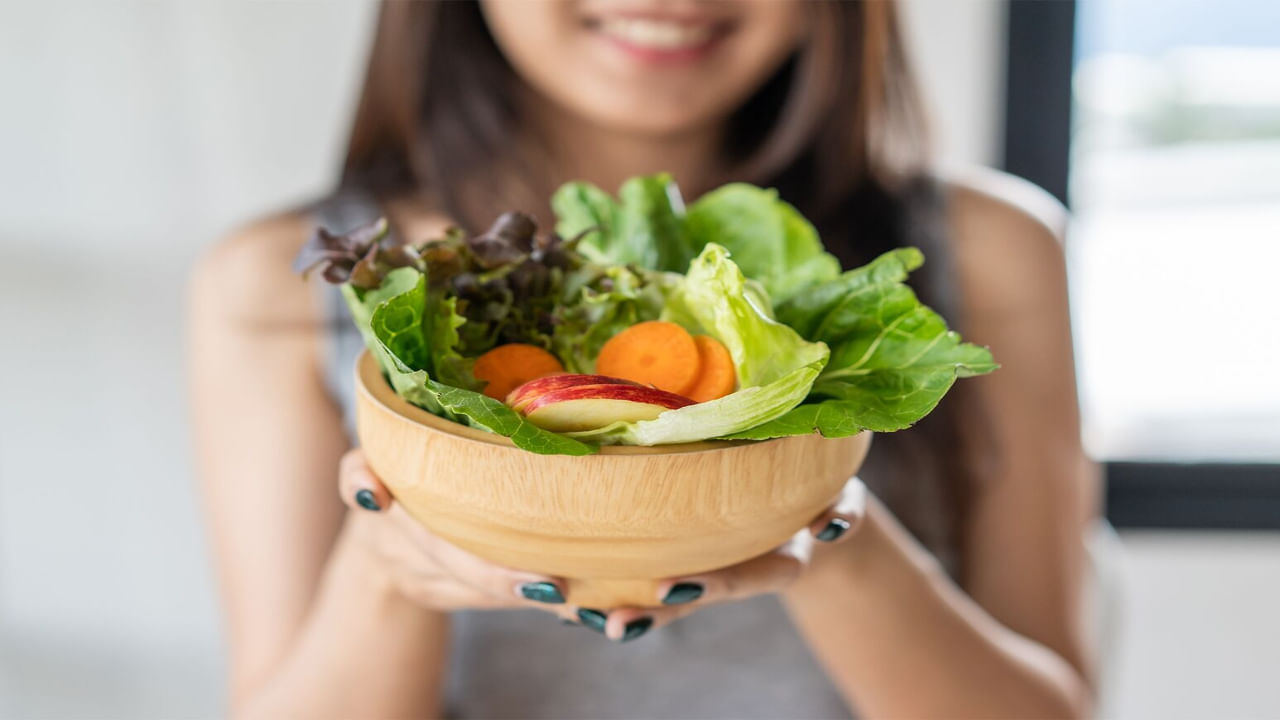 Womens Health: ఈ ఒక్క విటమిన్తో ఆడవారిలో గుండెపోటుకు చెక్.. ఏం తినాలంటే? Womens Health: ఈ ఒక్క విటమిన్తో ఆడవారిలో గుండెపోటుకు చెక్.. ఏం తినాలంటే?