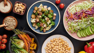 Vajrasana Benefits: అన్నం తిన్నాక వజ్రాసనం వేస్తే ఈ సమస్యలన్నీ మాయం.. యోగా మంత్రమిదే!