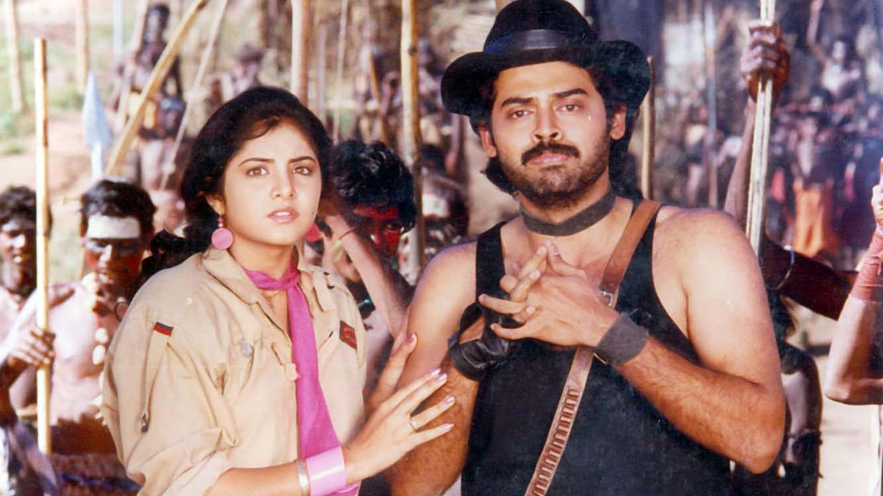 కానీ పదవ తరగతి అమ్మాయిని హీరోయిన్ గా పెట్టి వెంకీ తీసిన ఓ సినిమా బ్లాక్ బస్టర్ హిట్ అయ్యింది. అదే బొబ్బిలి రాజా. ఈ చిత్రంలో వెంకటేష్ జోడిగా హీరోయిన్ దివ్యభారతి నటించింది. 35 సంవత్సరాల క్రితం విడుదలైన ఈ చిత్రం భారీ విజయాన్ని అందుకుంది. ఇది వెంకటేష్ తొలి రజతోత్సవ చిత్రం కూడా.