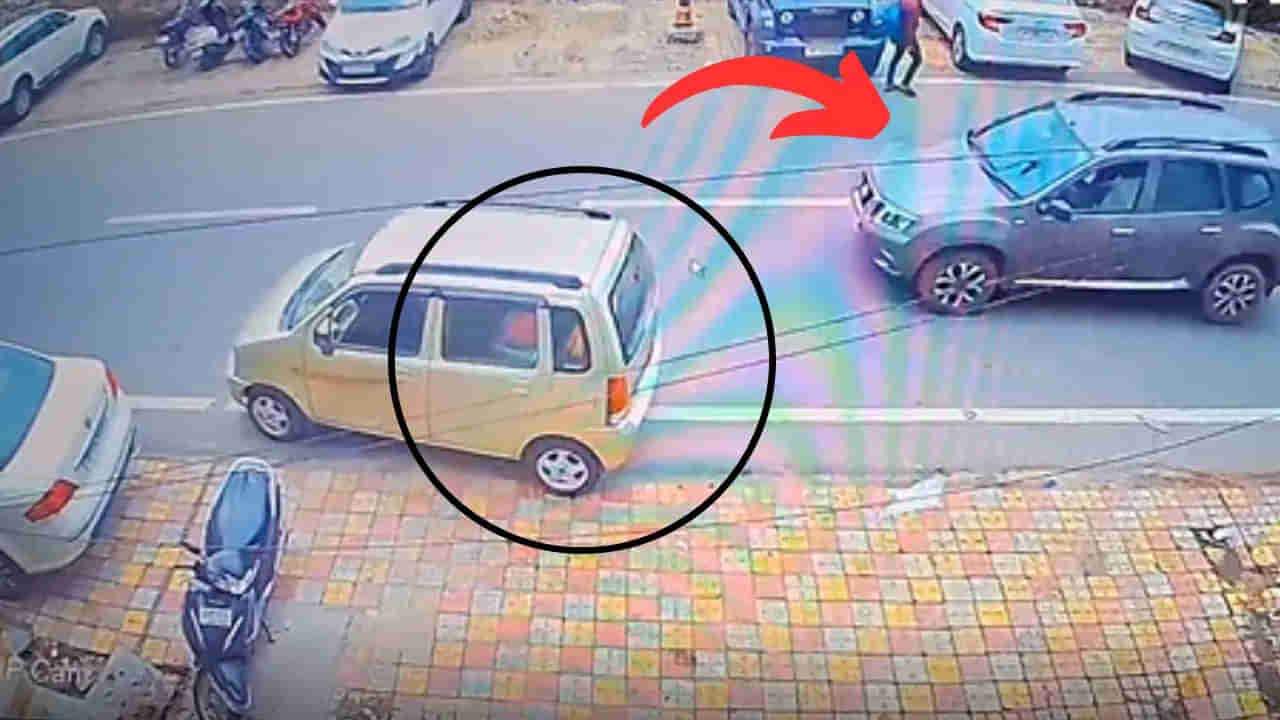 Viral Video: ఇంతకీ.. ఈ ప్రమాదంలో తప్పు ఎవరిదంటారు..? సోషల్‌ మీడియాలో చర్చలో రచ్చ రంబోలా