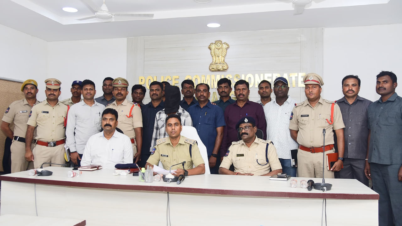 Warangal: అత్త బంగారంపై కన్నేసిన అల్లుడు.. వాటిని కాజేసేందుకు ఏం చేశాడో తెలిస్తే షాక్ అవ్వాల్సిందే..