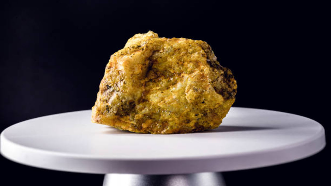 Uranium: యురేనియంతో దేశాల మధ్య ఎందుకీ చిచ్చు? దీని విలువ బంగారం కంటే ఎక్కువా?