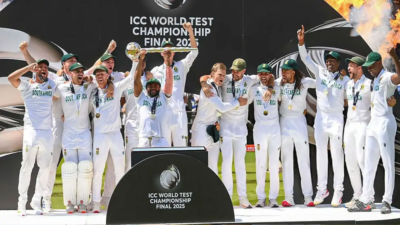 WTC ఛాంపియన్‌గా నిలిచిన దక్షిణాఫ్రికా జట్టు 2025-27 సీజన్‌లో 14 మ్యాచ్‌లు ఆడుతుంది. అదేవిధంగా, వెస్టిండీస్ కూడా 14 మ్యాచ్‌లు ఆడుతుంది. పాకిస్తాన్ 13 టెస్టులు ఆడాల్సి ఉంది.