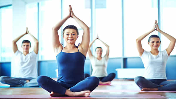 Yoga For Headache: తలనొప్పా.. మైగ్రేనా? ఈ 5 యోగా ఆసనాలతో వెంటనే రిలీఫ్ పొందండి!