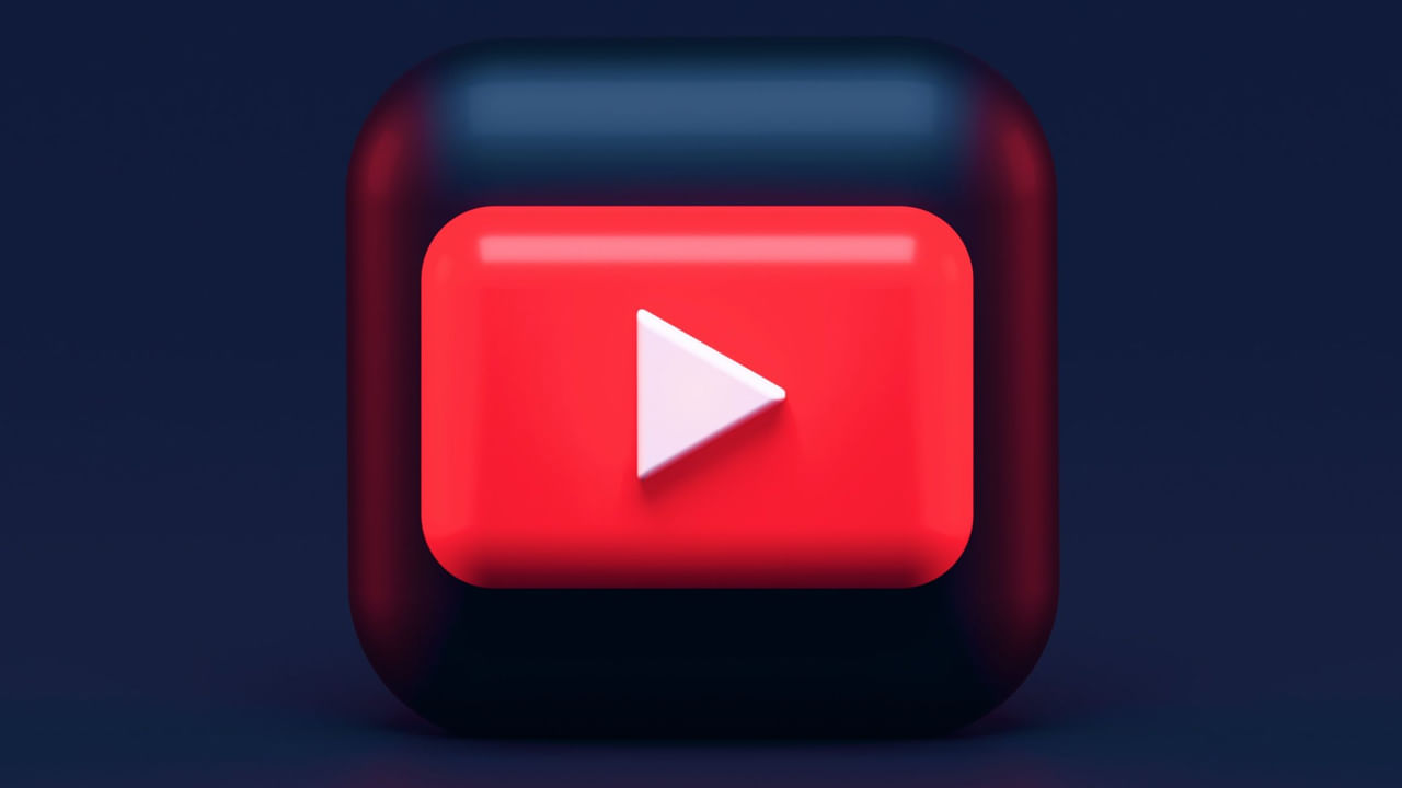 YouTubeలో వీడియోను తెరవండి. "షేర్" క్లిక్ చేయడం ద్వారా లింక్ను కాపీ చేయండి. తర్వాత బ్రౌజర్లో www.snapsave.ioని తెరవండి. మీకు కావల్సిన వీడియో లింక్ను ఇక్కడ పేస్ట్ చేసి "డౌన్లోడ్" నొక్కండి. ఫార్మాట్ను ఎంచుకోండి మరియు డౌన్లోడ్ ప్రారంభమవుతుంది. వీడియో అద్భుతంగా కనిపించేలా మీరు HD, Full HD లేదా 4K మధ్య మీకు నచ్చిన వీడియో నాణ్యతను ఎంచుకోవచ్చు.