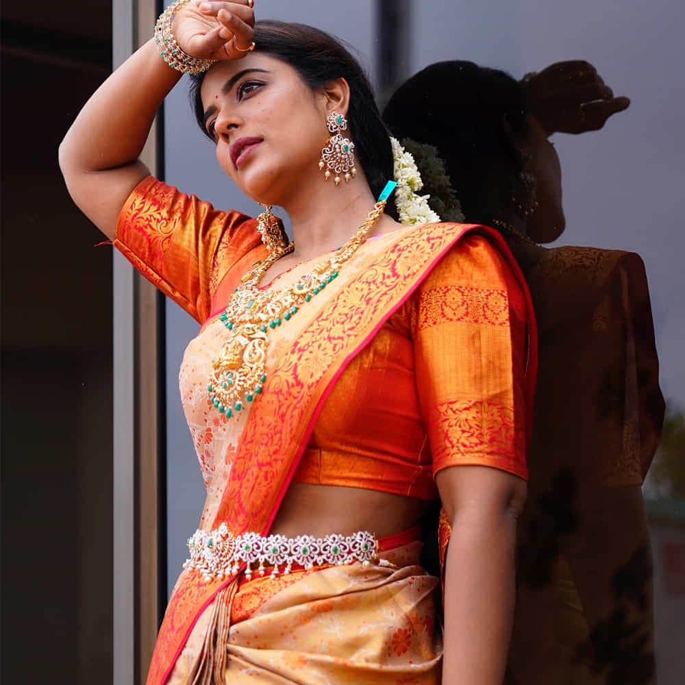 ఐశ్వర్య రాజేష్.. ఇప్పుడు ఈ చిన్నదని పేరు టాలీవుడ్ లో ఎక్కువగా వినిపిస్తుంది. రీసెంట్ గా సంక్రాంతికి వస్తున్నాం సినిమాతో భారీ హిట్ అందుకుంది ఈ ముద్దుగుమ్మ. అనిల్ రావిపూడి దర్శకత్వంలో తెరకెక్కిన సంక్రాంతికి వస్తున్నాం సినిమా జనవరి 14న ప్రేక్షకుల ముందుకు వచ్చింది.