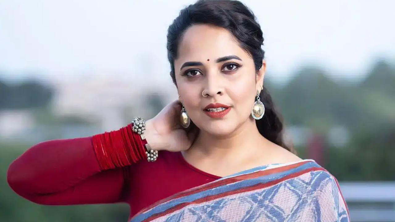 Anasuya: ఆన్‏లైన్‏లో మోసపోయిన అనసూయ.. డబ్బులు కాజేశారంటూ పోస్ట్..అసలేం జరిగిందంటే..