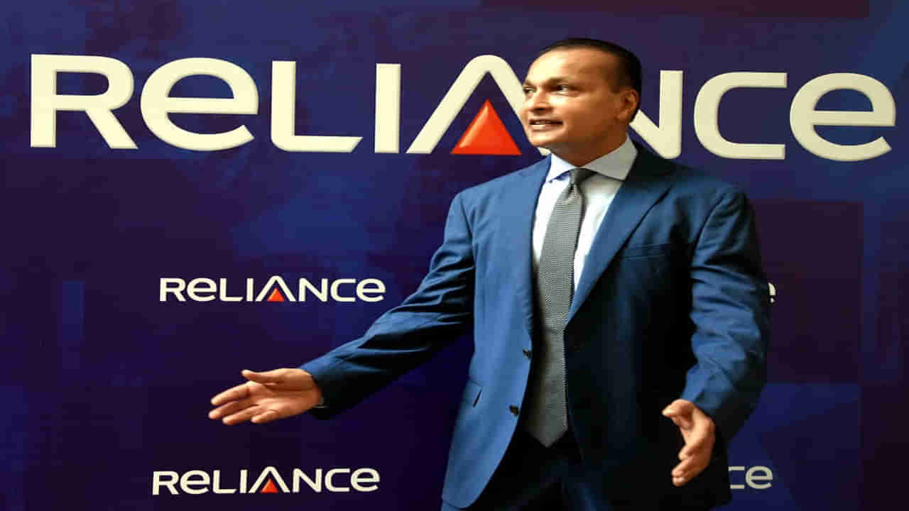 Anil Ambani: అనిల్ అంబానీకి ఈడీ బిగ్ షాక్.. 50 కంపెనీలపై సోదాలు..