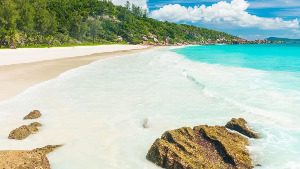 Anse Lazio Beach