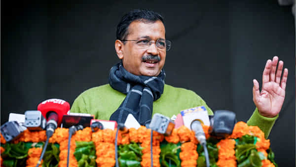Kejriwal: నోబెల్ ప్రైజ్ ఇవ్వాలన్న కేజ్రీవాల్.. ఆ కేటగిరీలో ఇవ్వొచ్చంటూ బీజేపీ కౌంటర్..