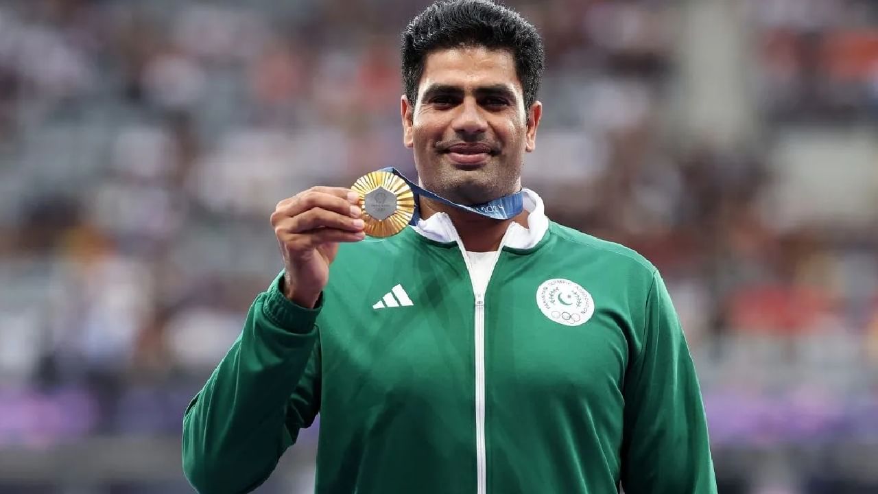 Arshad Nadeem : ఒలింపిక్ గోల్డ్ మెడలిస్ట్ను మోసం చేసిన పాక్ ప్రభుత్వం.. ఇచ్చిన ప్లాట్లు మాయం!