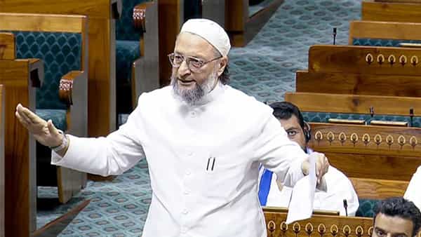 Asaduddin Owaisi : భారత్-పాక్ మ్యాచ్ చూడటానికి నా మనస్సాక్షి అంగీకరించదు : అసదుద్దీన్ ఒవైసీ